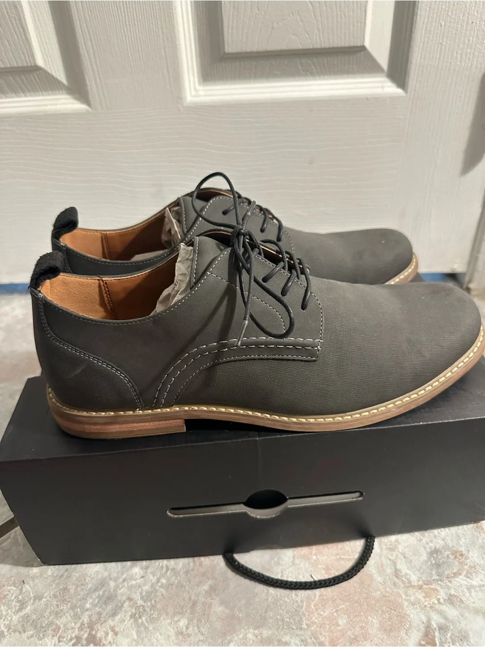 Men's Grey Lace-Up Derby Shoes